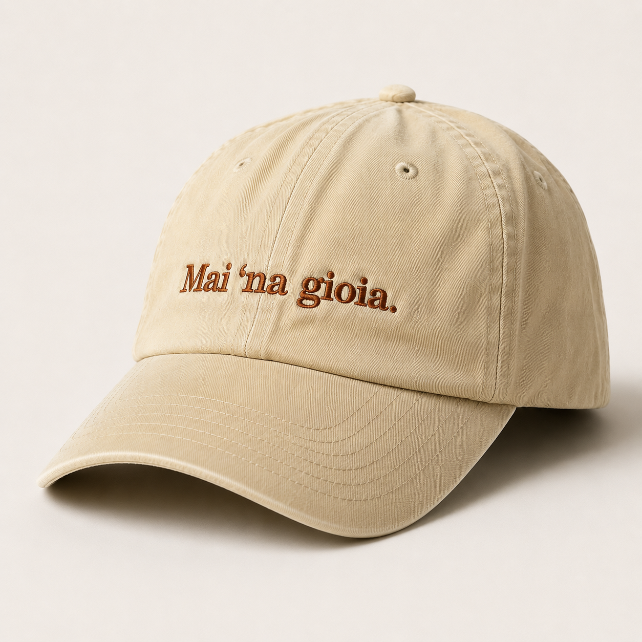 Cappellino Mai na gioia.