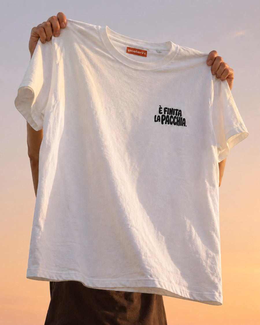 T-Shirt è finita la pacchia.