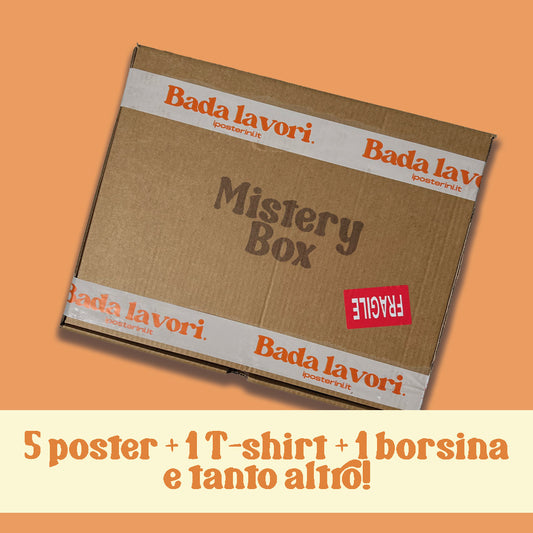 Mistery Box - 5 poster + T-Shirt + Calzini + Tanto altro